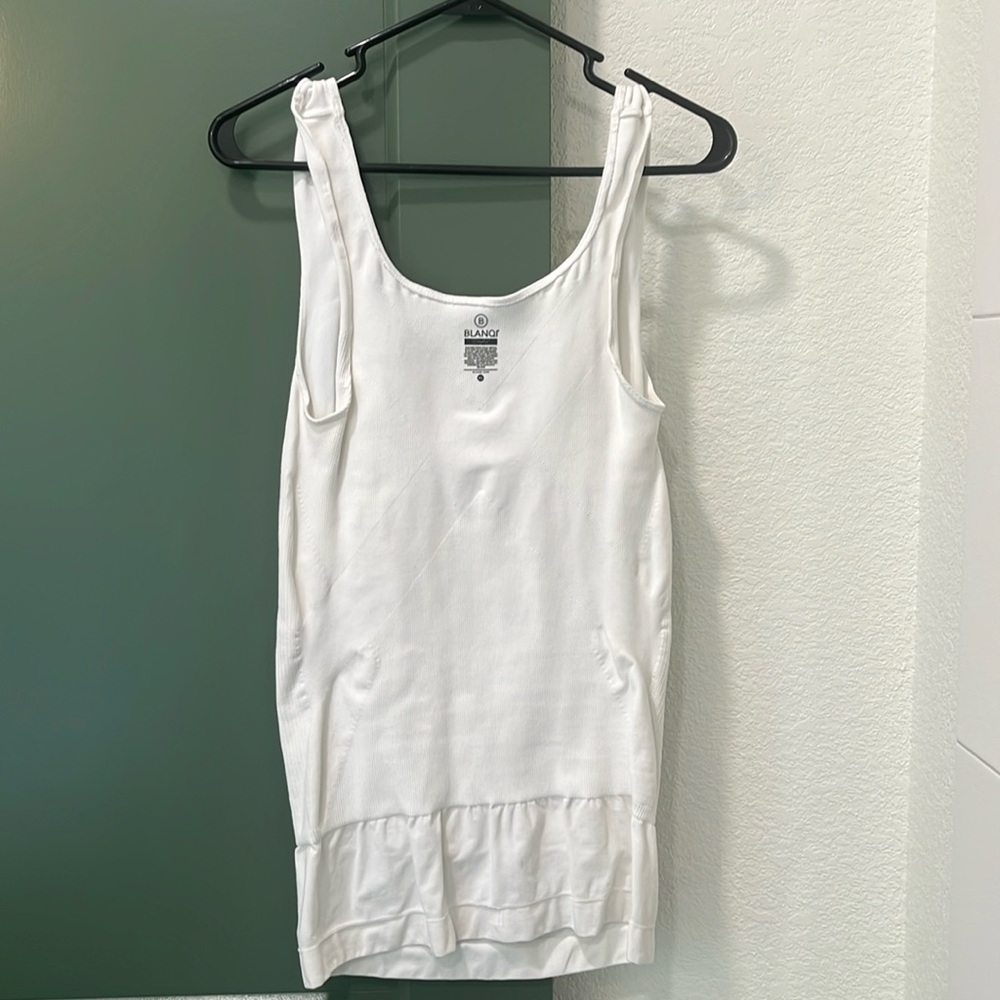 BLANQI EVERYDAY
Maternity Belly Support Tank top like new